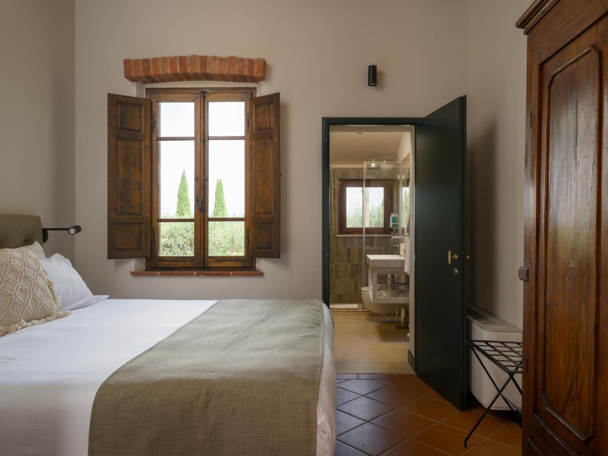 Hotel Borgo San Vincenzo 4*