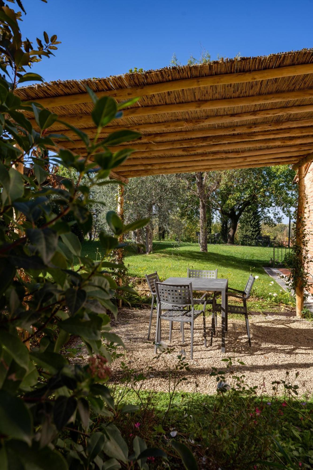 Borgo San Vincenzo 4*
